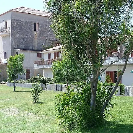 In Sleeps 4 Includes Air Con Apartment Santa Caterina Dello Ionio Marina