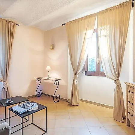 In Sleeps 4 Includes Air Con Daire *