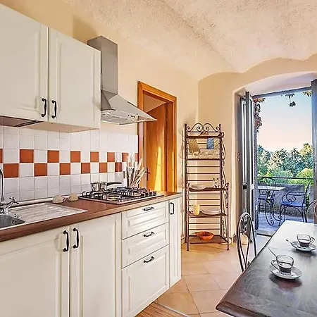 In Sleeps 4 Includes Air Con Santa Caterina Dello Ionio Marina