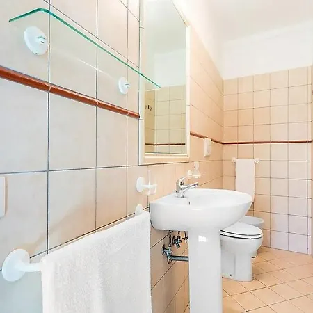 Apartment In Sleeps 4 Includes Air Con Santa Caterina Dello Ionio Marina